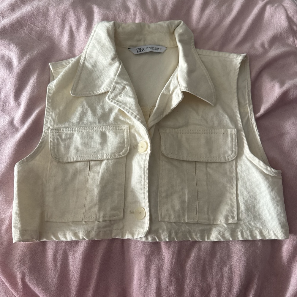 Zara Off-White Buttoned Vest